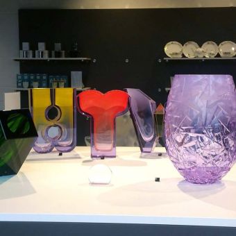 showroom-vase-moser